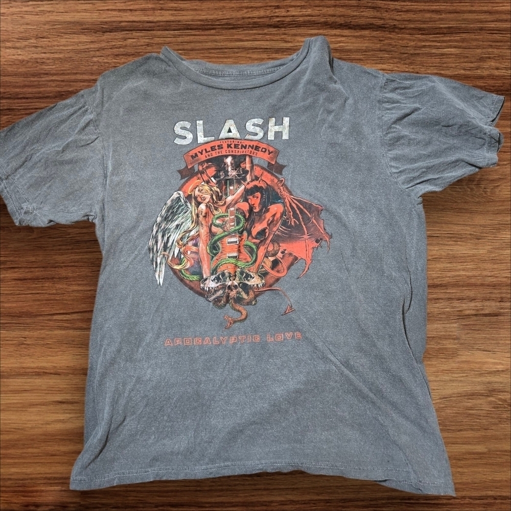 Slash Featuring Myles Kennedy & The Conspirators “Apocalyptic Love” Album Tee